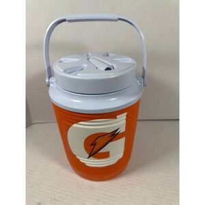 Gatorade‎ Rubbermaid 1/2 Gallon Insulated Water Jug Orange White Flip Spout 156A